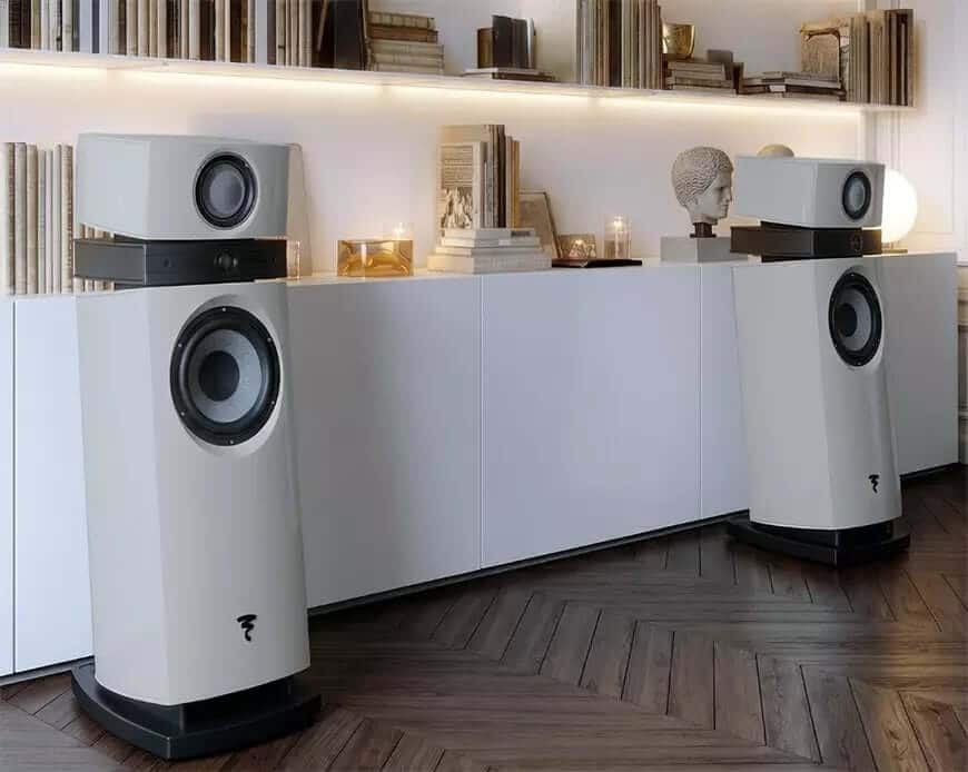 Bass and port detail of Focal Scala Utopia Evo M