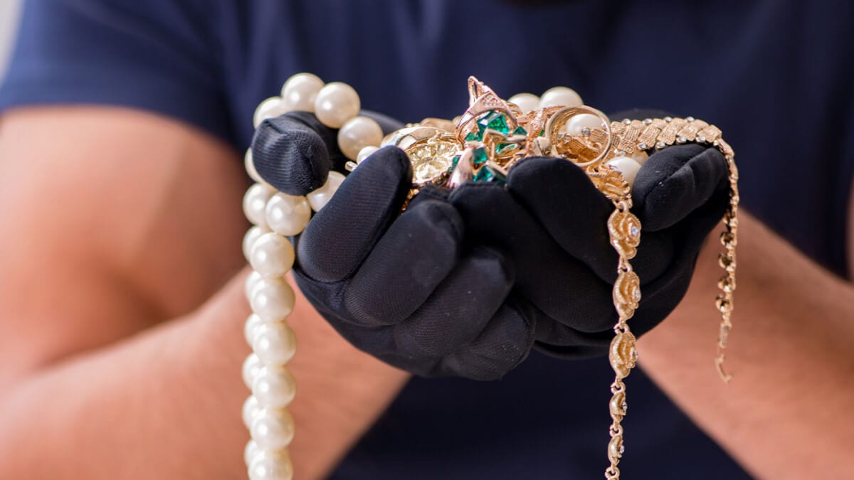 Insure Your Diamond Jewellery - Peace Of Mind At Low Cost