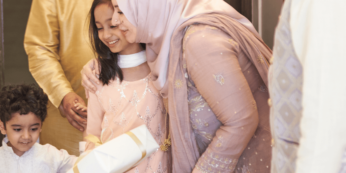 Eid Gift Guide for 10-Year-Old Girls: 5 Clean, Joyful Picks (Beauty + Beyond)