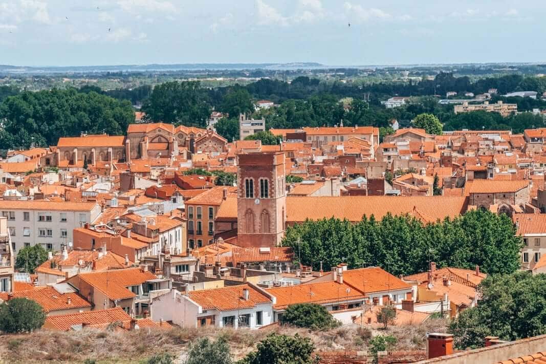 Où faire estimer et vendre une collection de timbres à Nîmes, Perpignan et en Languedoc-Roussillon en 2026 ?