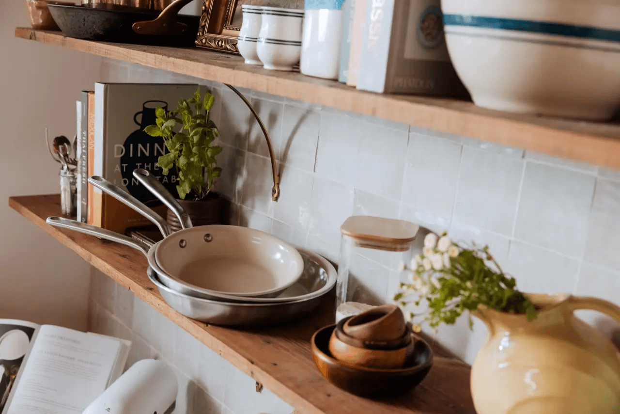 Are Ceramic Pans Better Than Stainless Steel?