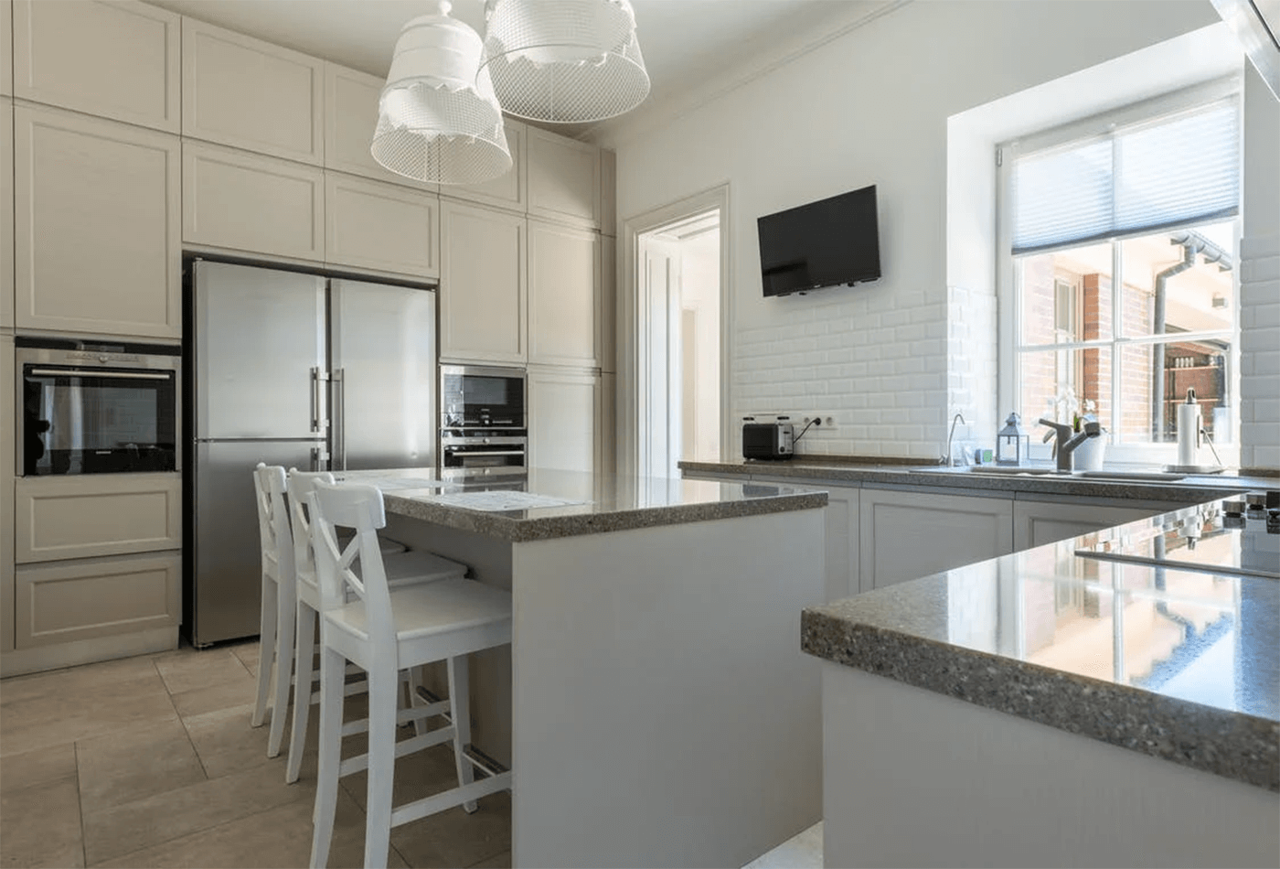 Can I Fit A Breakfast Bar In My Kitchen