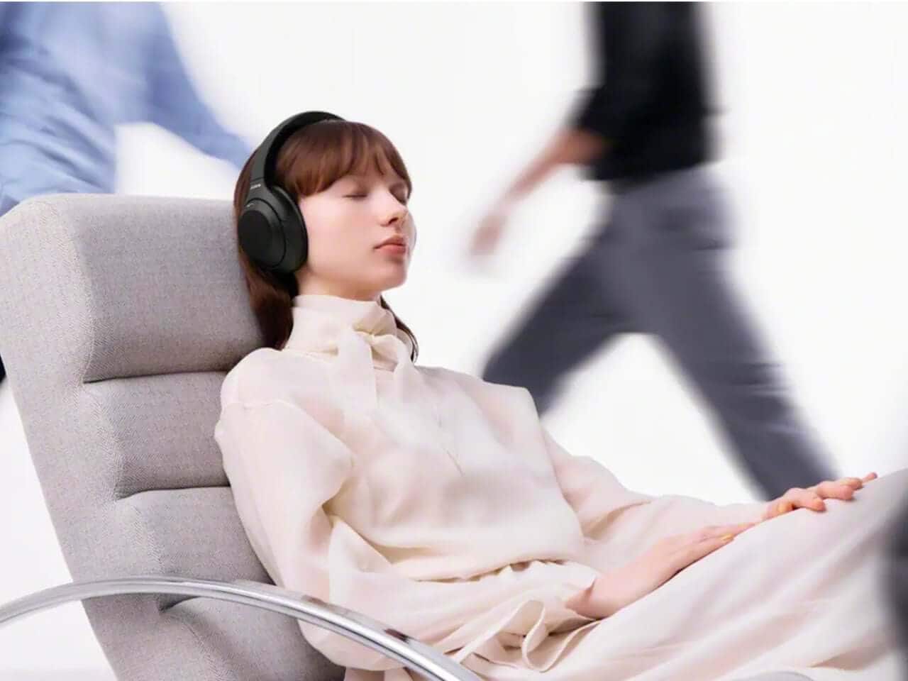 Sony WH-1000XM4C full product view