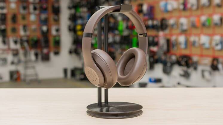 Stylish and sleek Beats headphones models