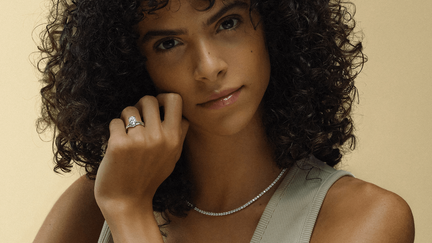 Oval Diamond Engagement Rings: A Modern Classic