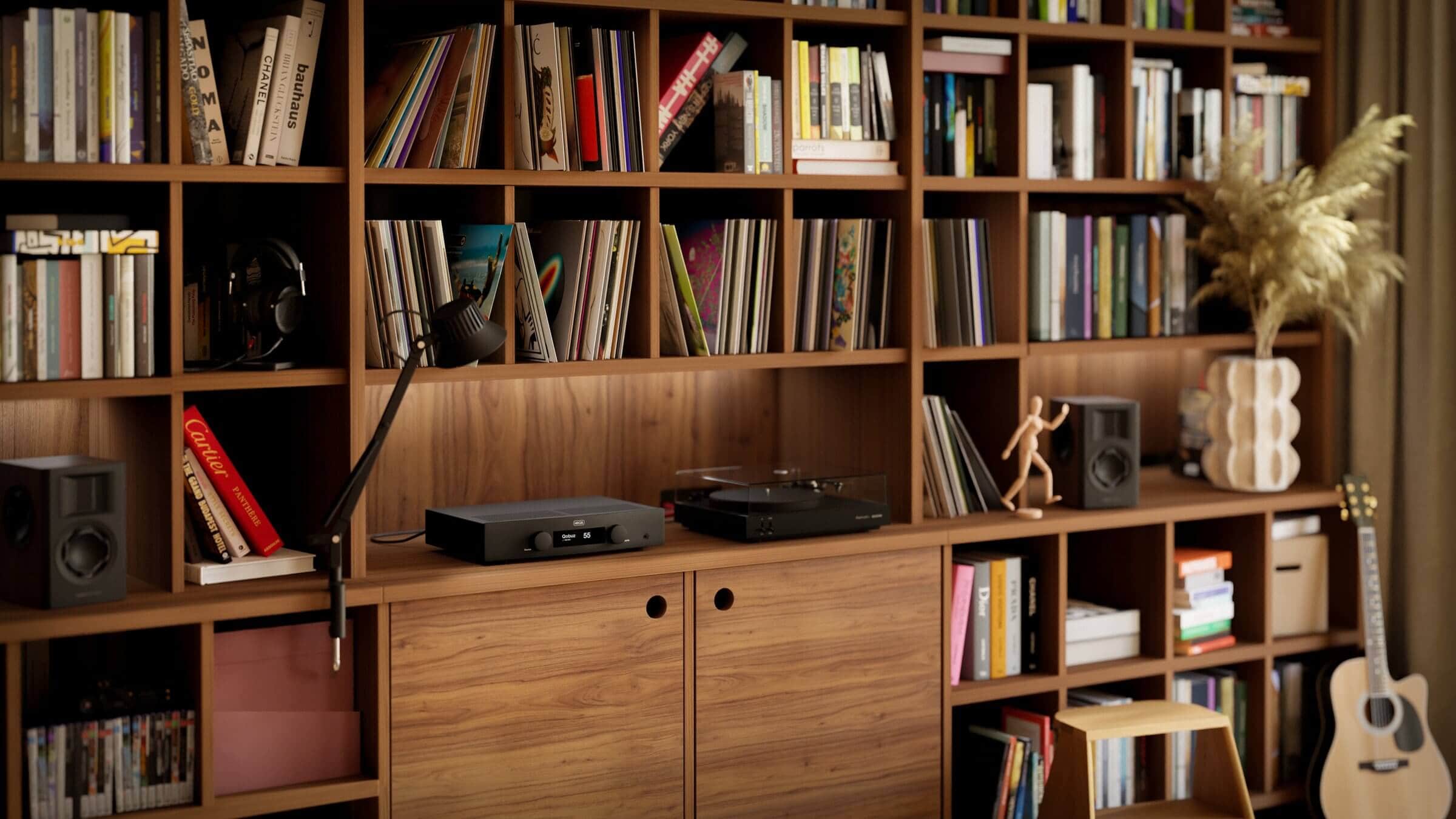 Hegel H150 amplifier on shelf