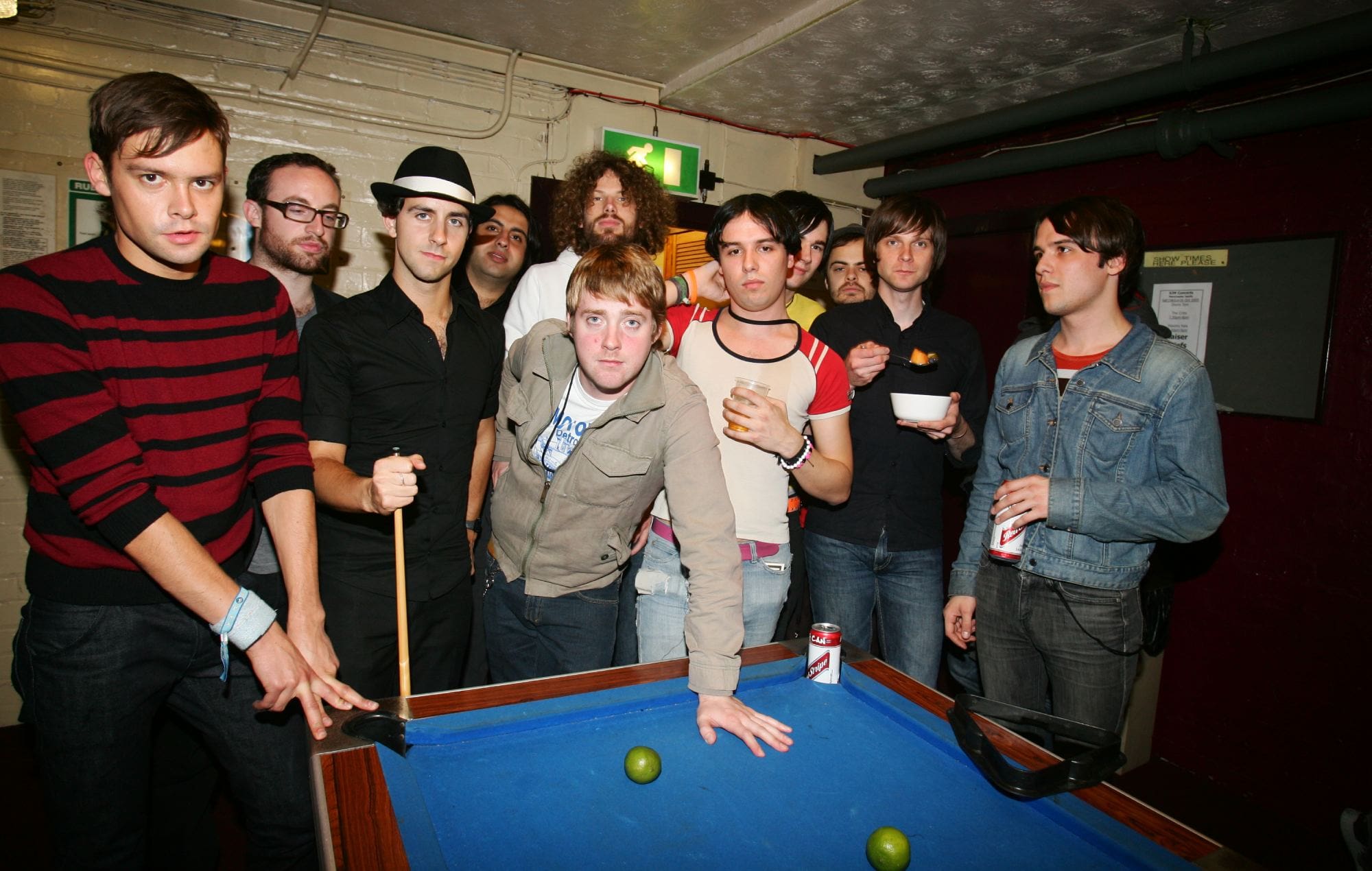Kaiser Chiefs, The Cribs and Maximo Park backstage in Manchester, 2005. Credit: Andy Willsher/Redferns/Getty Images