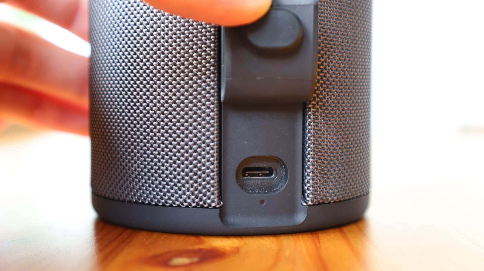 The Megaboom 4’s rugged build and style make it a perfect fit indoors or outside