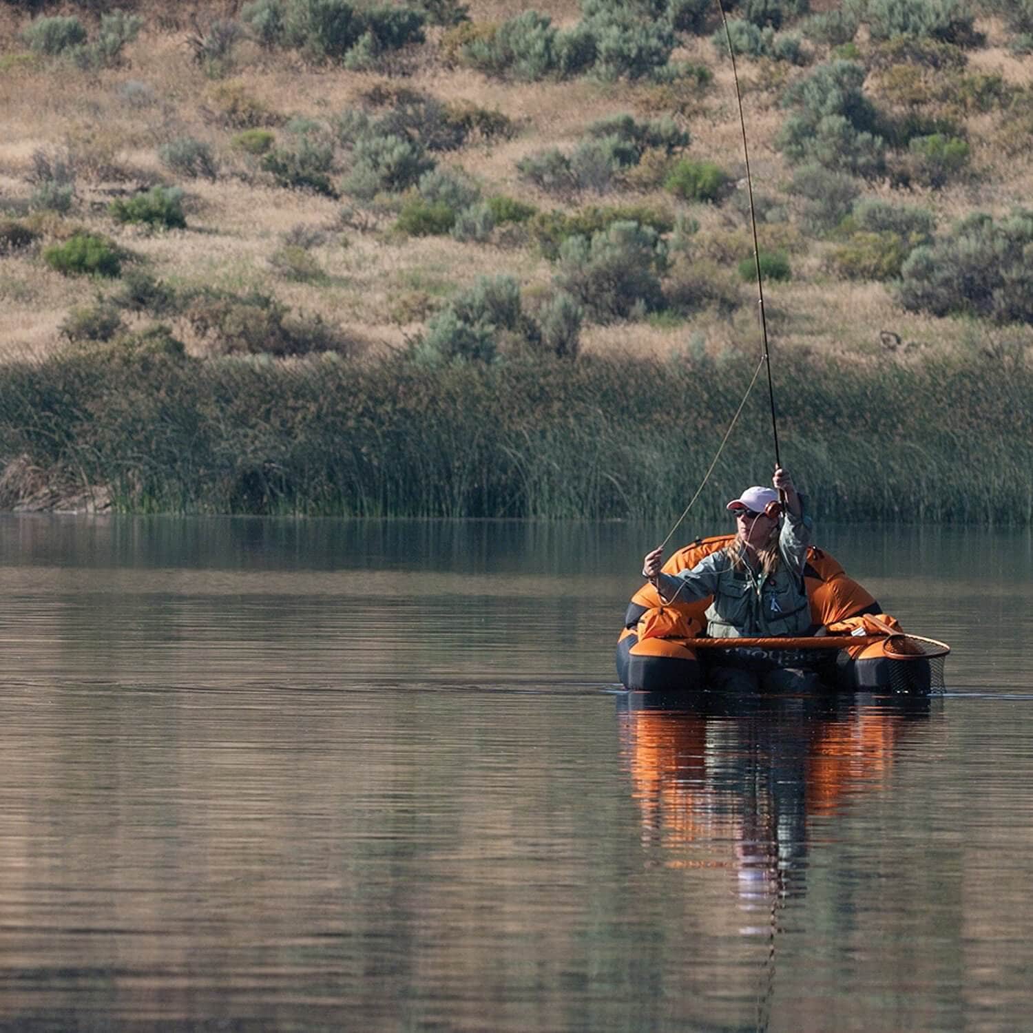 Best Belly Boats & Float Tubes for Fishing and Buyer's Guide