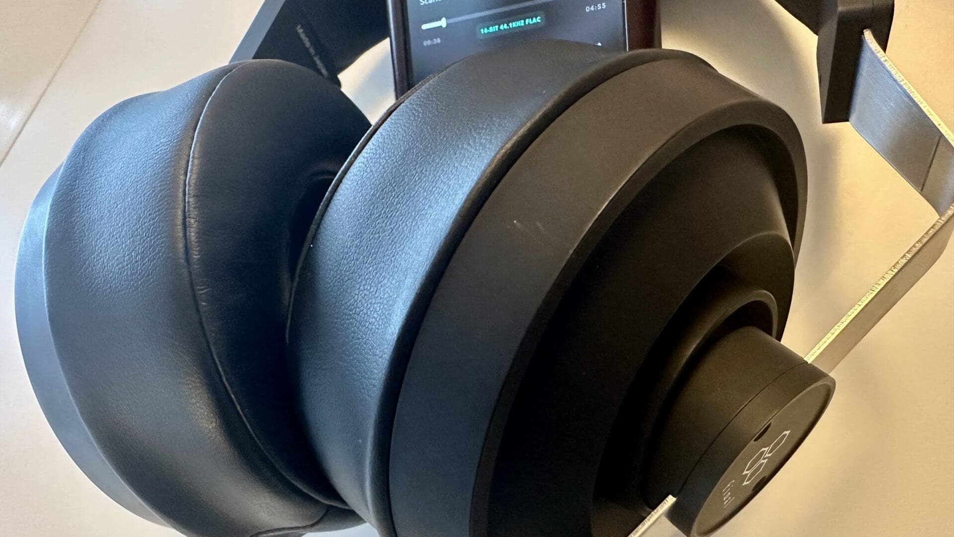 Final Audio DX3000CL with cable and connectors in focus
