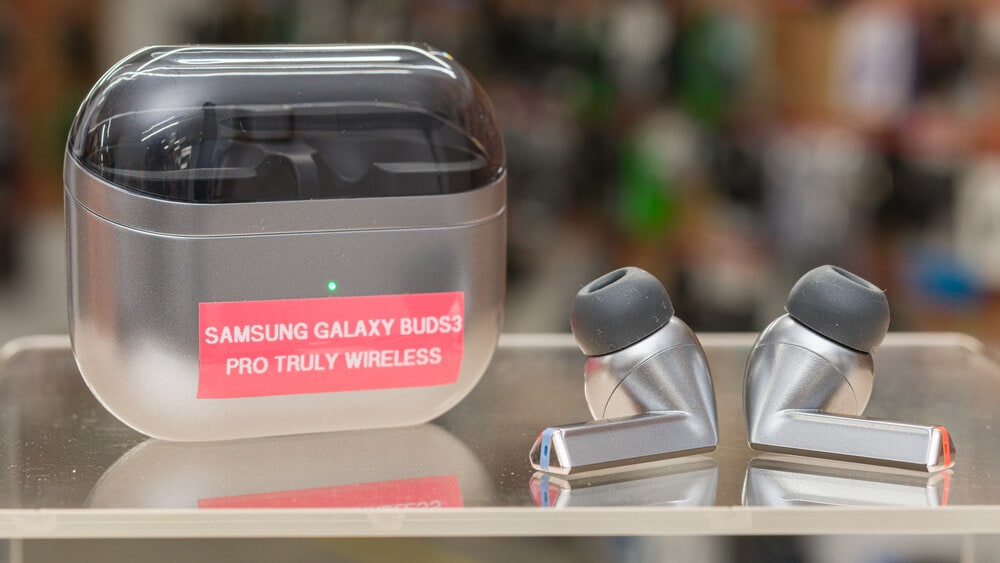 Top Samsung Headphones for 2025: The Best Three Picks