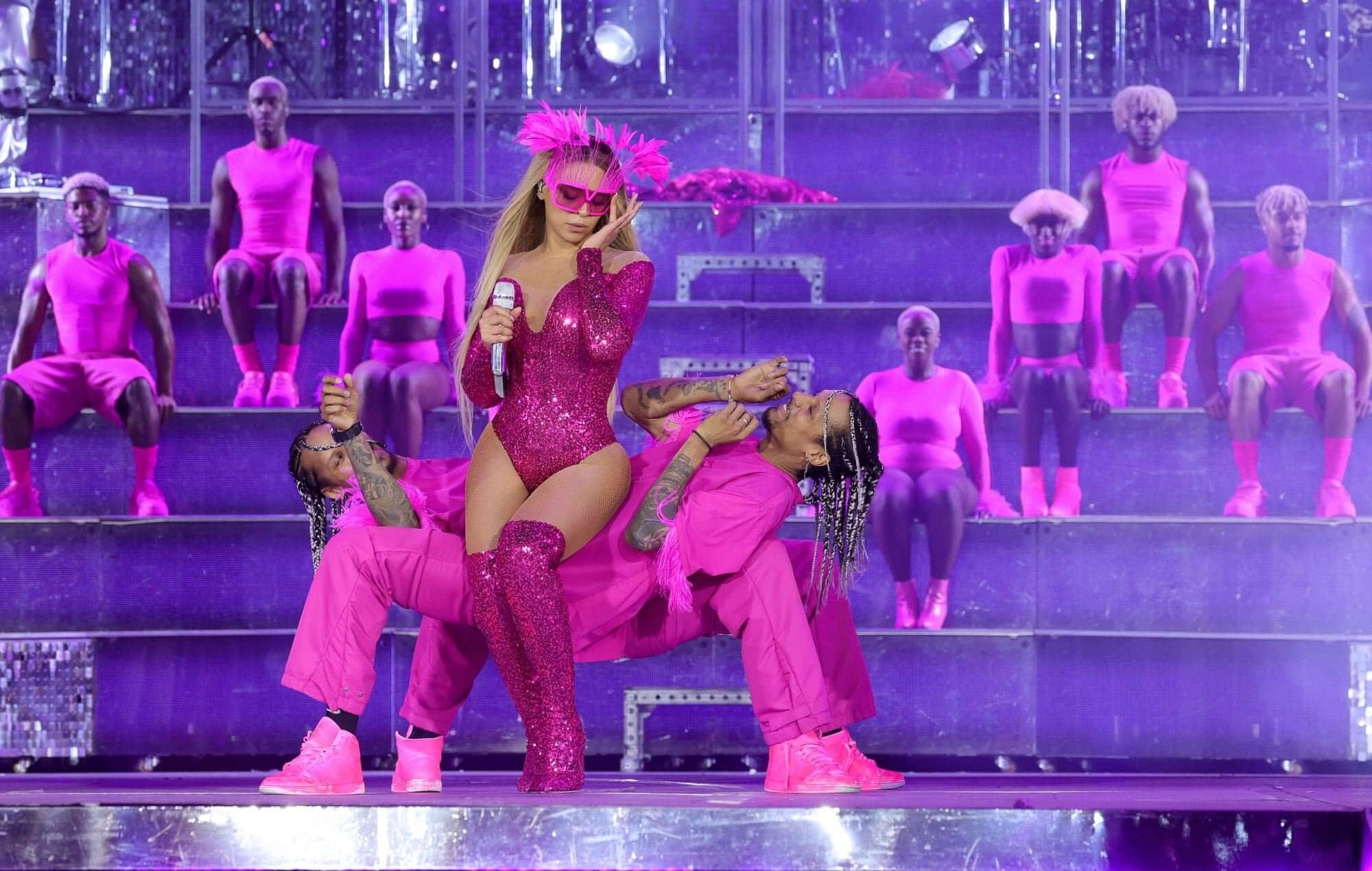 Beyoncé’s Levitating Horse Replaces Flying Car After Stage Glitch on Cowboy Carter Tour