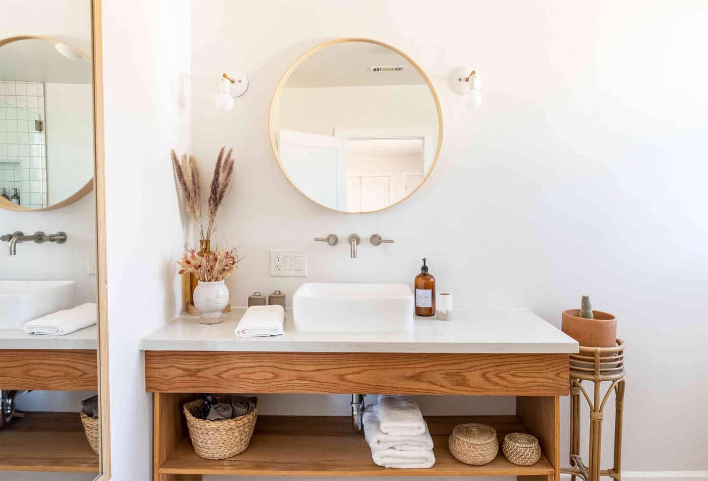 Elegant Vanity Unit Worktop - Premium Bathroom Countertops