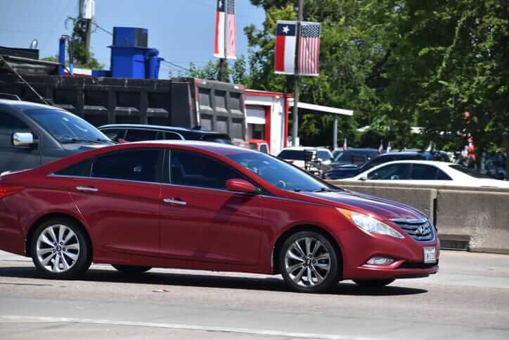 The Hyundai Azera: A Refined Midsize Sedan for the Discerning Driver