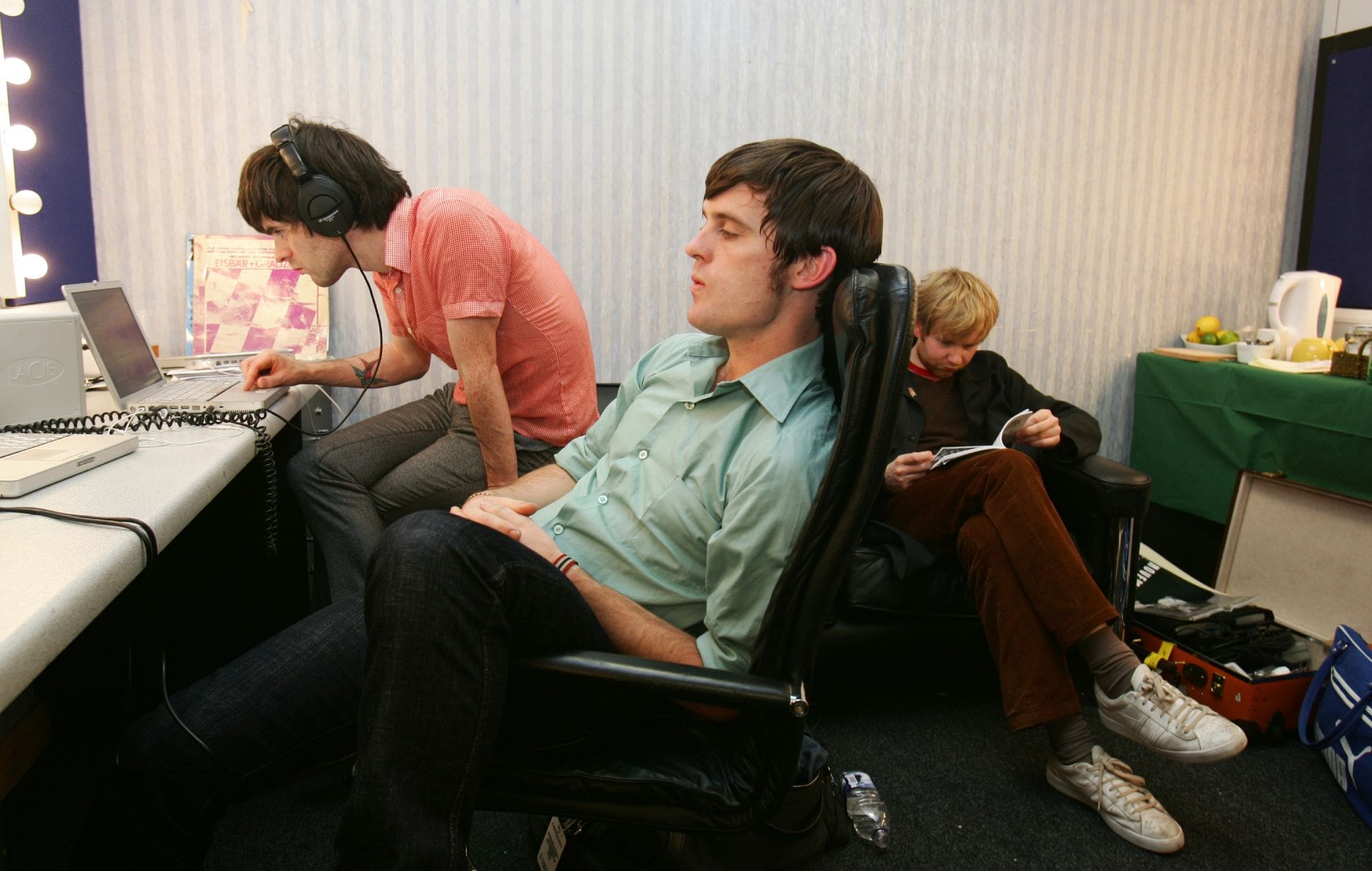 Franz Ferdinand backstage at the Brighton Centre, 2005. Credit: Andy Willsher