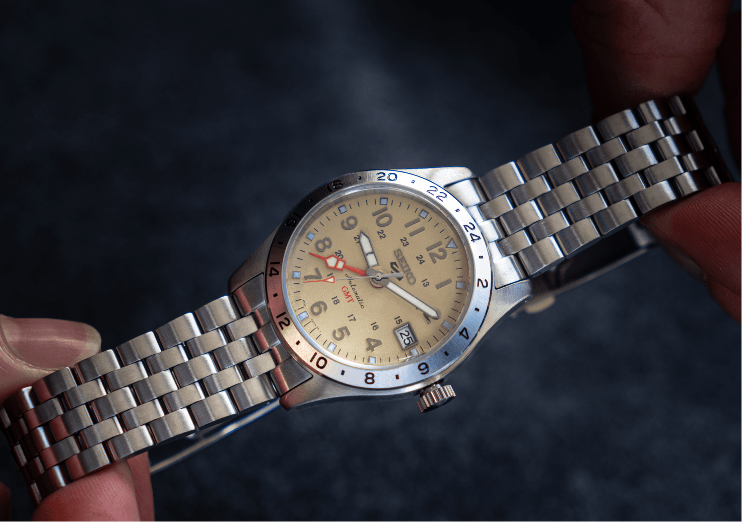 Seiko 5 GMT Field Ivory