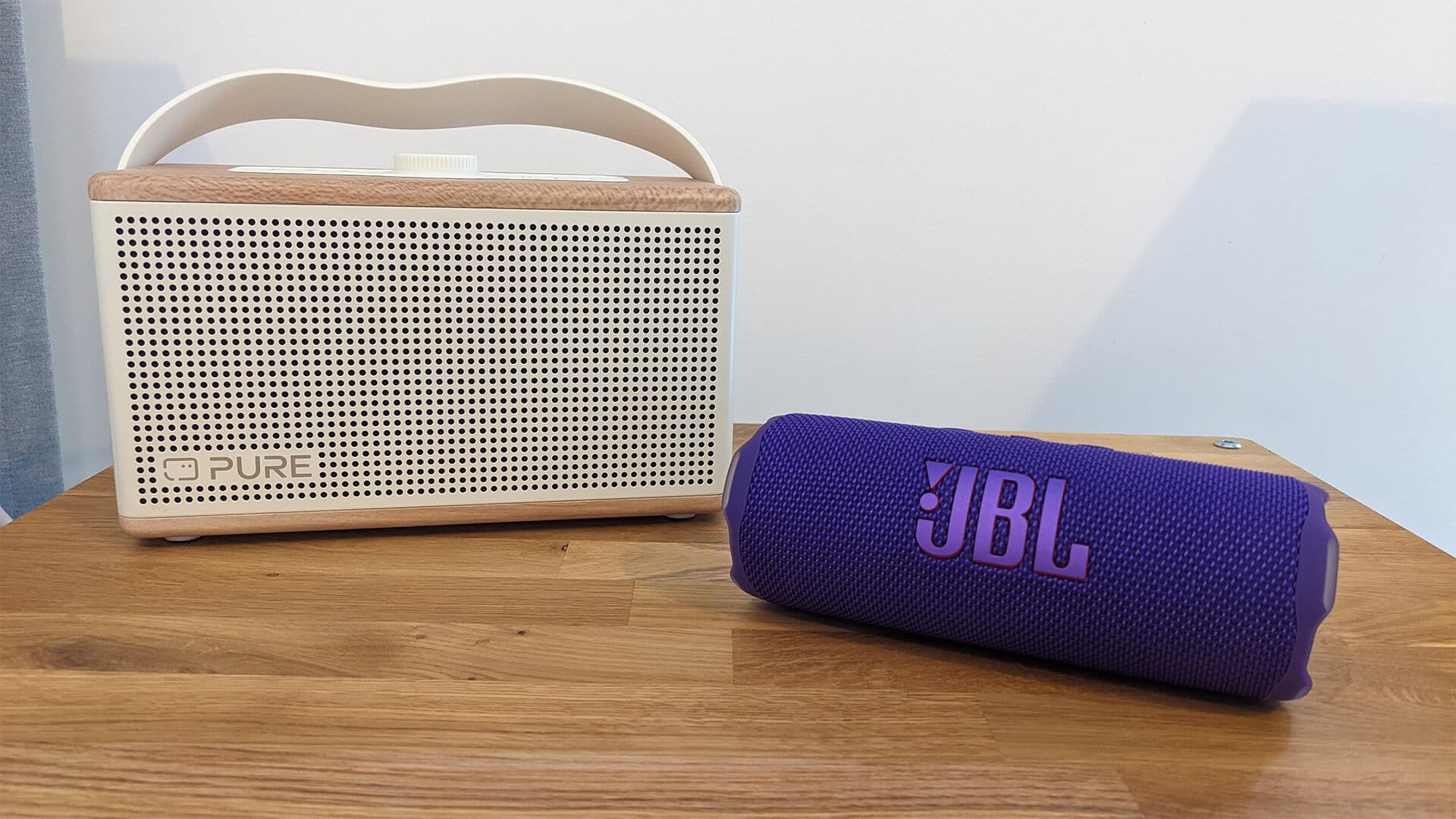 Pure Classic Aura vs JBL Flip 7