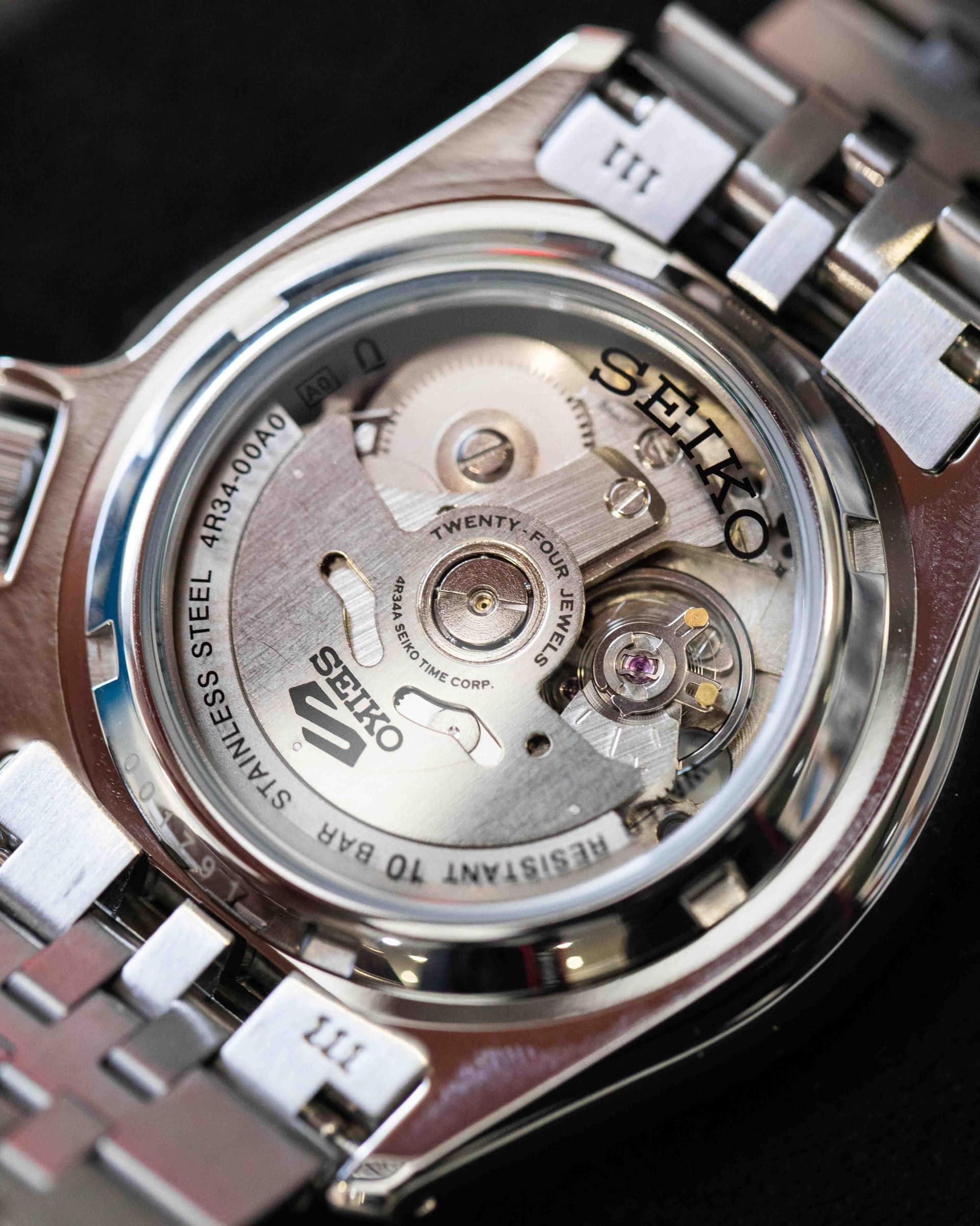 How To Set The Day And Date On A Seiko Automatic Watch