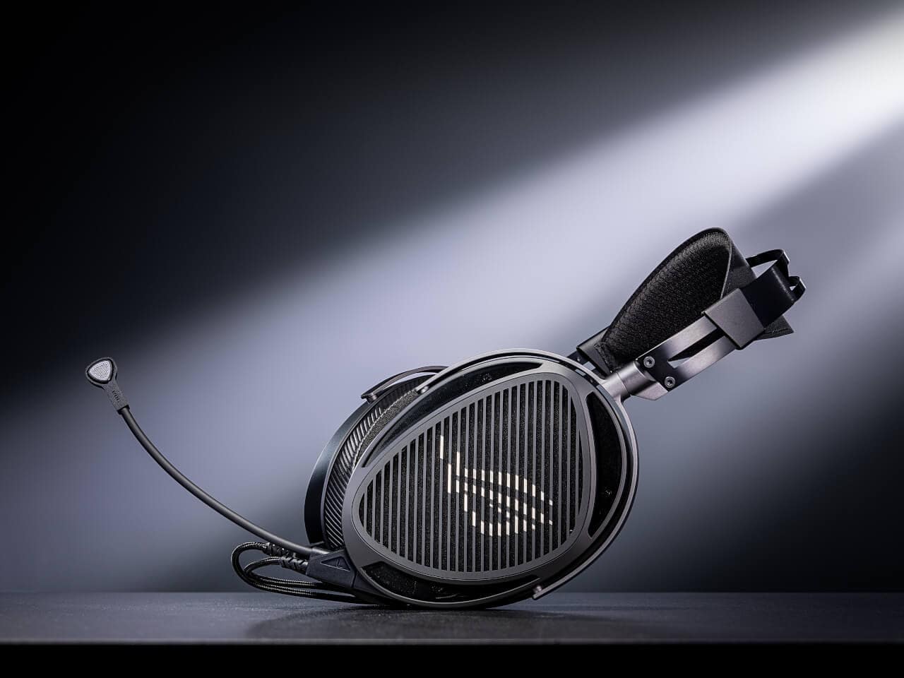 ROG Kithara headset with mic and earcup visible