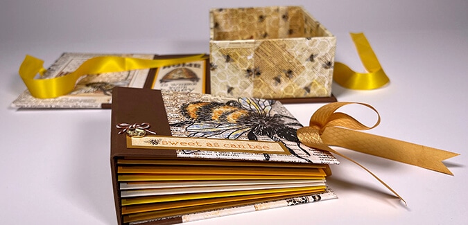 Drop Spine Box with Mini Book - A December Virtual Workshop