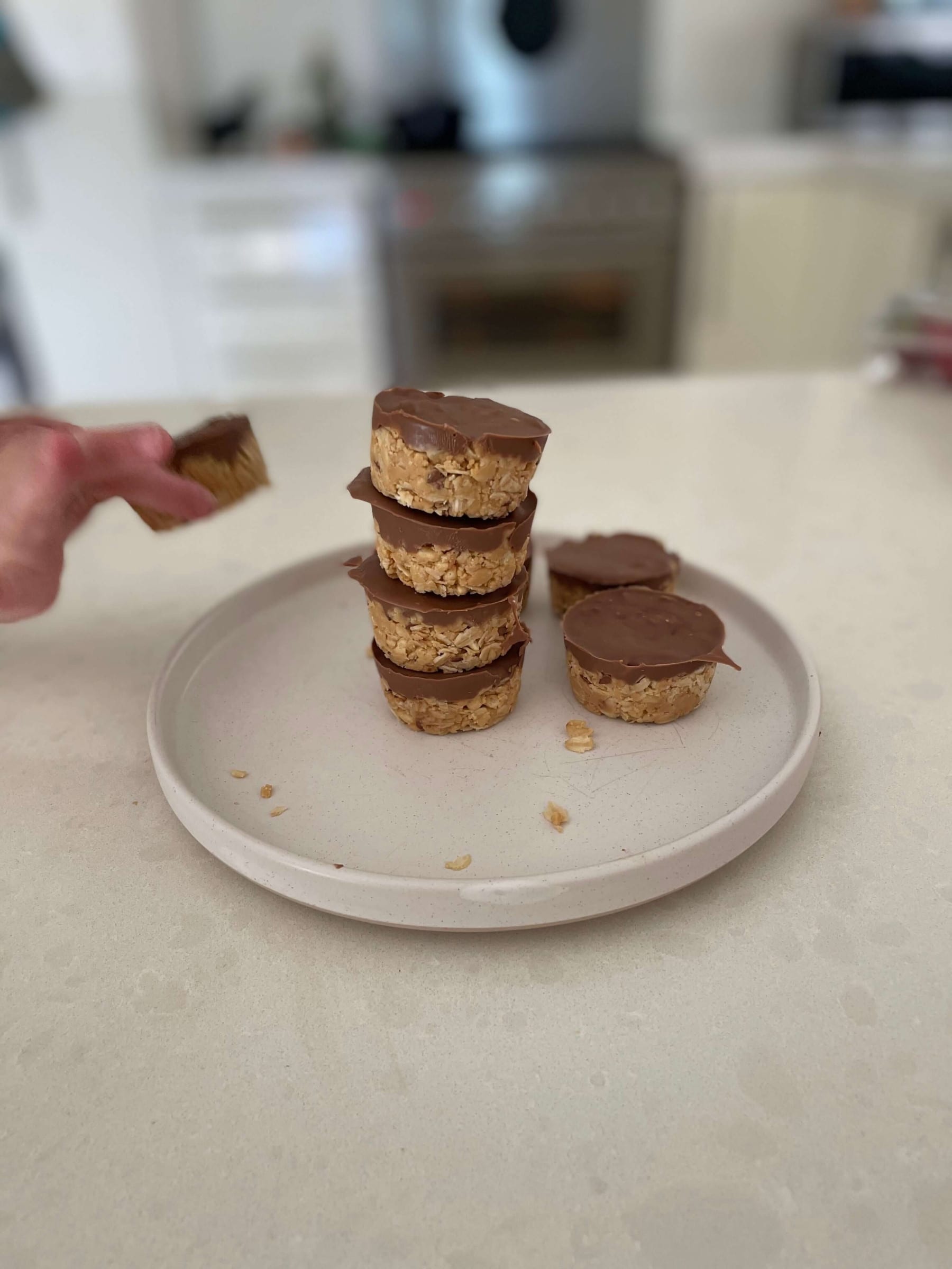 Recipe: Oat & Peanut Butter Cups  (V, DF)