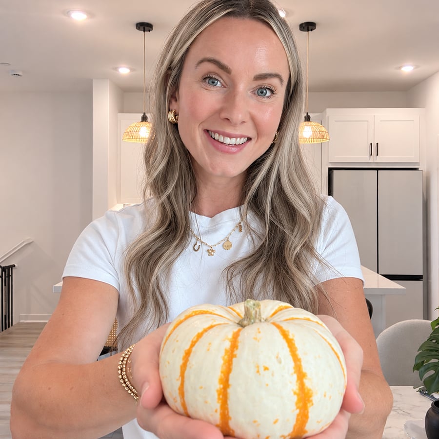Hanna's Fall Favorites - Hello Pumpkins & Apple!