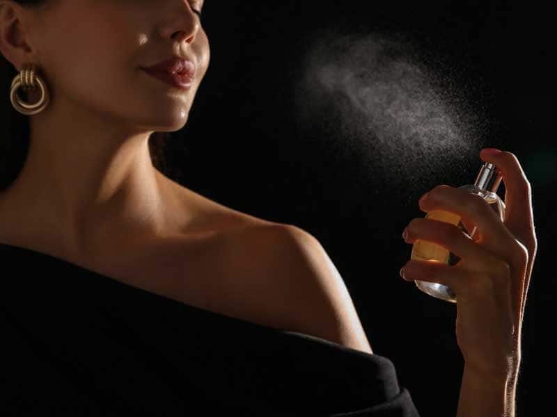 Longevity and Sillage: Maximizing Fragrance Performance