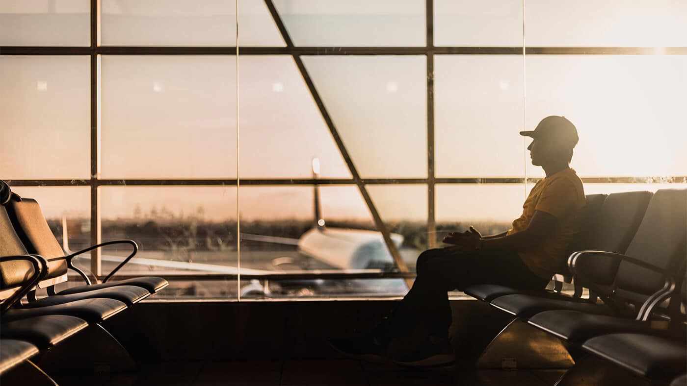 Does the Ridge Wallet Pass TSA? + How To Pack For The Airport